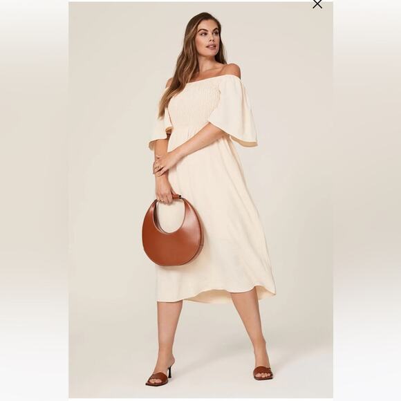 B Collection by Bobeau Mathilde Smocked Dress in cream L - Picture 1 of 8